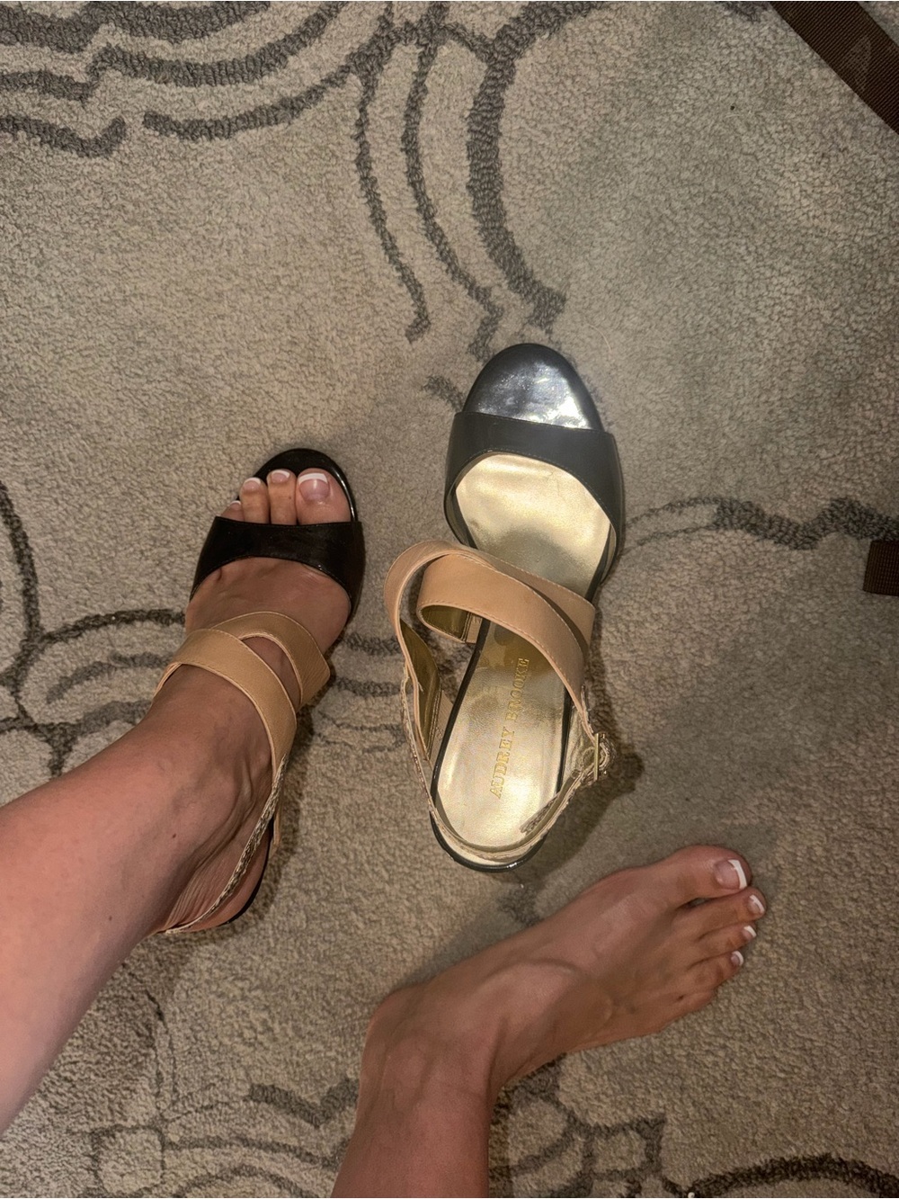 Women’s Beige/Black Solid Strappy Ankle sling Strap Buckle strappy Sandals 9